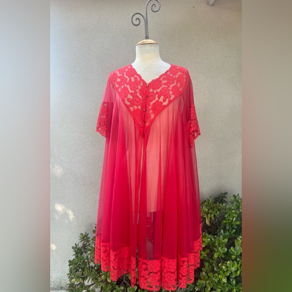 Vintage LeVoy’s red sheer robe lingerie lace heart buttons OS - Picture 6 of 13